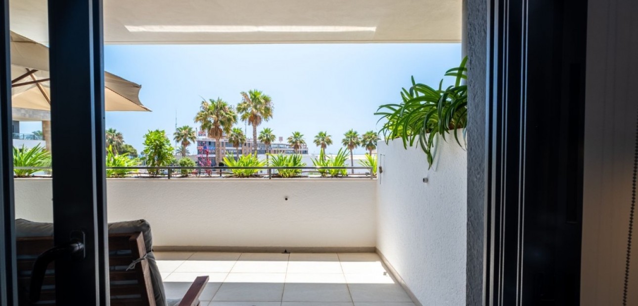 Venta - Apartamento / piso -
Orihuela Costa - Playa Flamenca