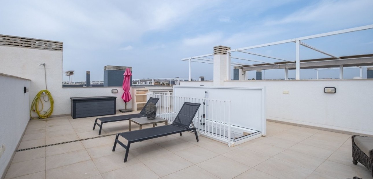 Sale - Apartment / flat -
Orihuela Costa - Playa Flamenca