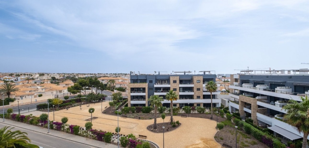 Sale - Apartment / flat -
Orihuela Costa - Playa Flamenca