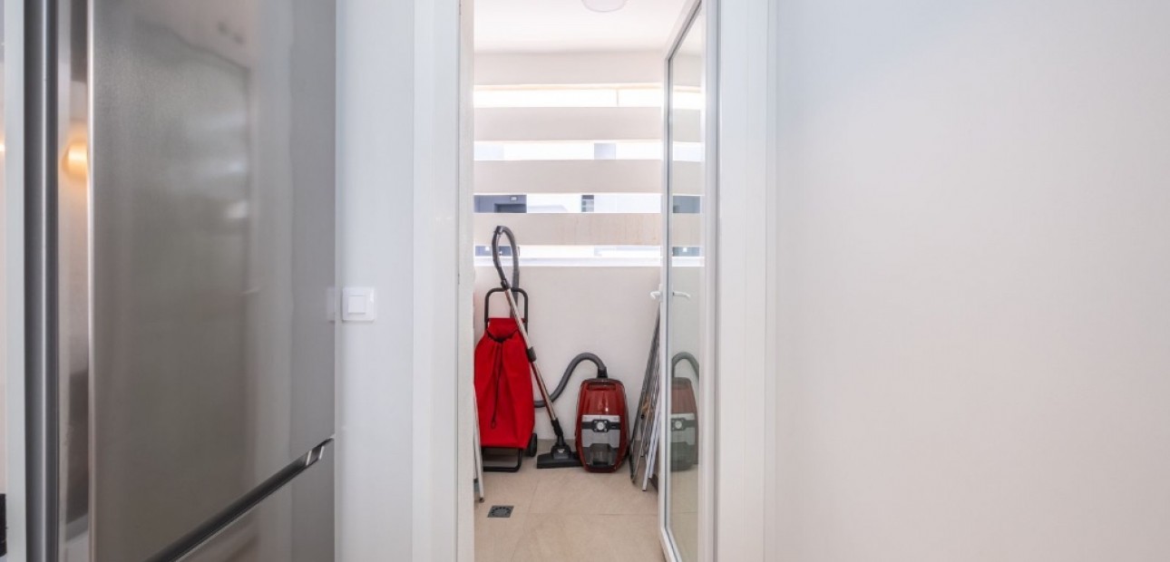 Sale - Apartment / flat -
Orihuela Costa - Playa Flamenca