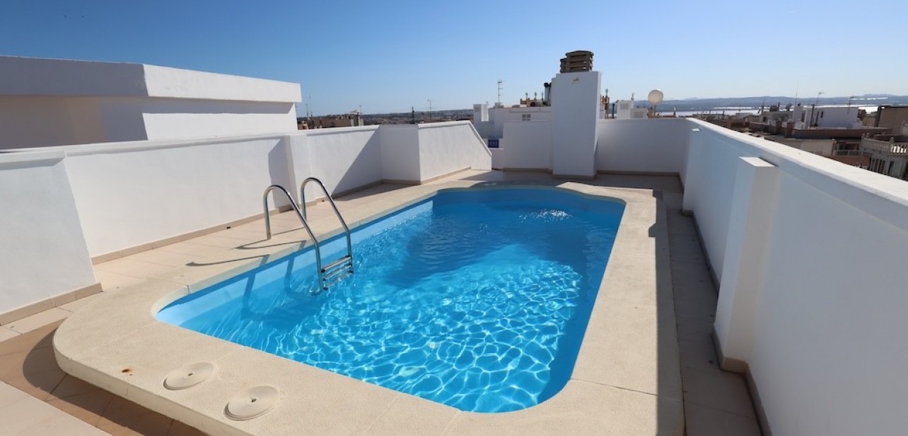 Sale - Apartment / flat -
Torrevieja