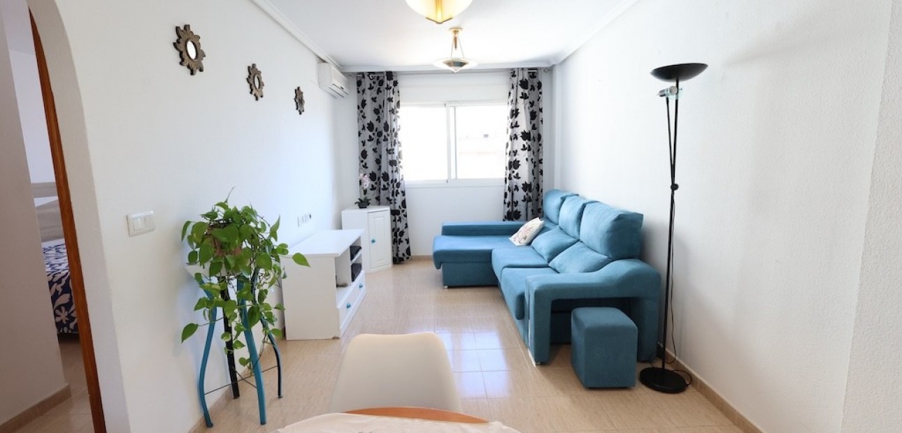 Sale - Apartment / flat -
Torrevieja