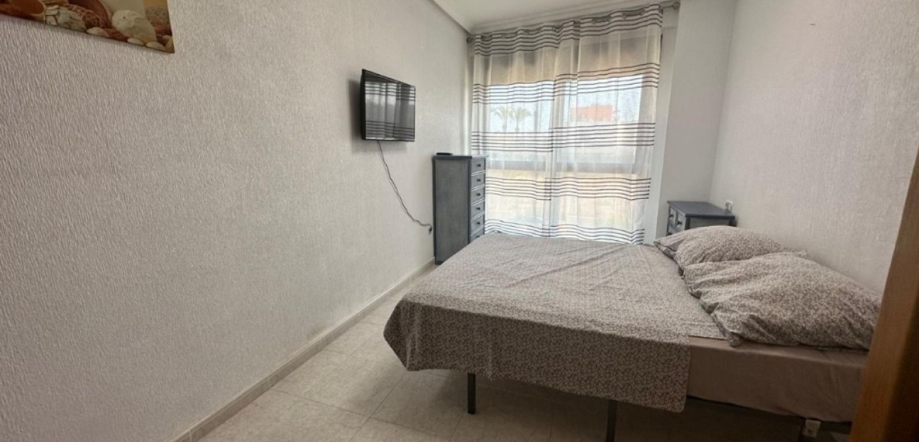 Venta - Apartamento / piso -
Torrevieja - La veleta