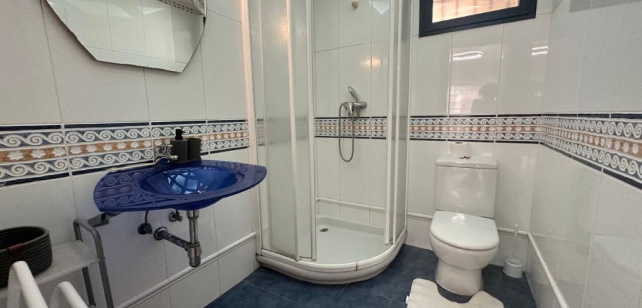 Venta - Apartamento / piso -
Torrevieja - La veleta