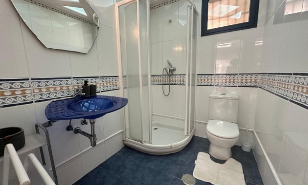 Venta - Apartamento / piso -
Torrevieja - La veleta