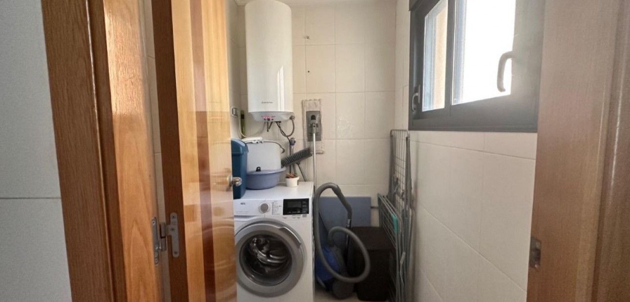 Venta - Apartamento / piso -
Torrevieja - La veleta