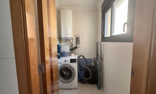 Venta - Apartamento / piso -
Torrevieja - La veleta