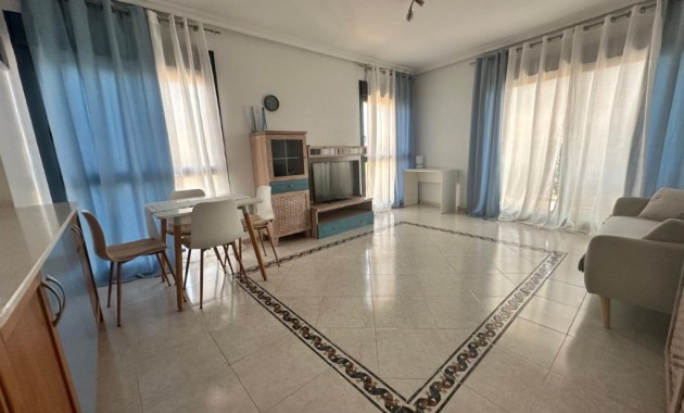 Venta - Apartamento / piso -
Torrevieja - La veleta