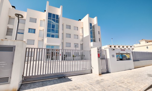 Herverkoop - Appartement / flat -
Orihuela Costa - Villamartín