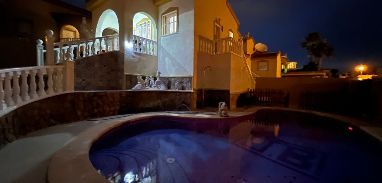 Venta - Villa -
Ciudad Quesada