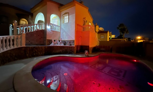 Venta - Villa -
Ciudad Quesada