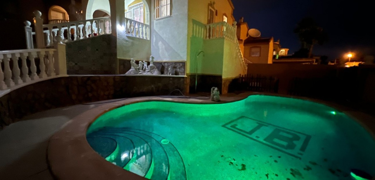 Venta - Villa -
Ciudad Quesada