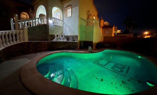 Venta - Villa -
Ciudad Quesada