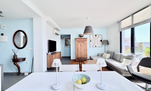 Venta - Duplex apartment -
Las Ramblas