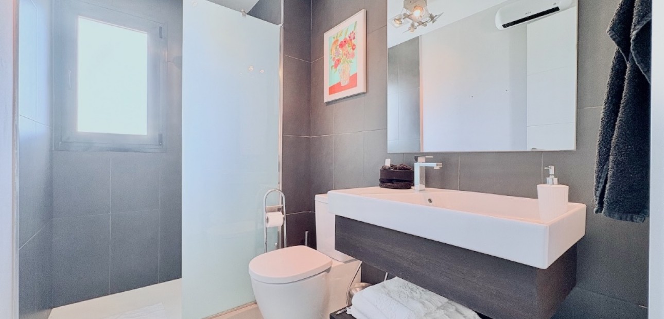 Venta - Duplex apartment -
Las Ramblas