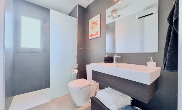 Venta - Duplex apartment -
Las Ramblas