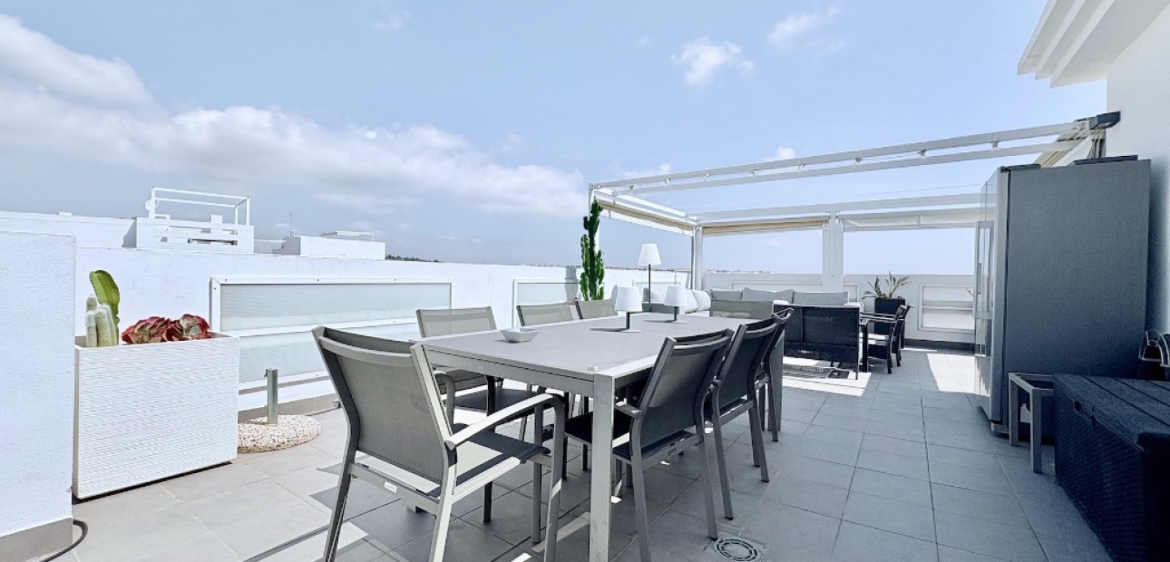 Venta - Duplex apartment -
Las Ramblas