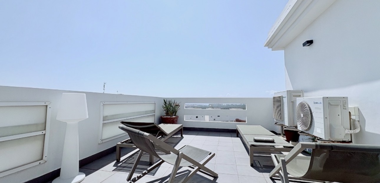 Venta - Duplex apartment -
Las Ramblas