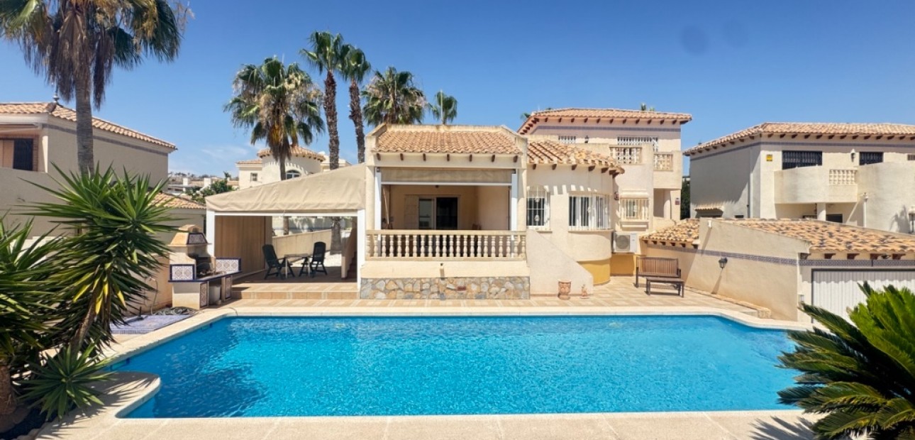 Sale - Villa -
Las Ramblas