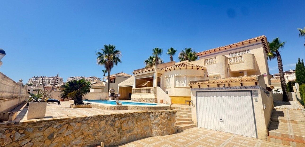 Sale - Villa -
Las Ramblas