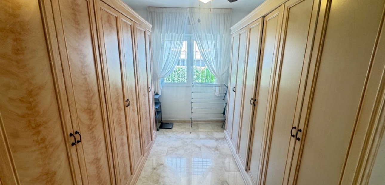 Sale - Villa -
Las Ramblas