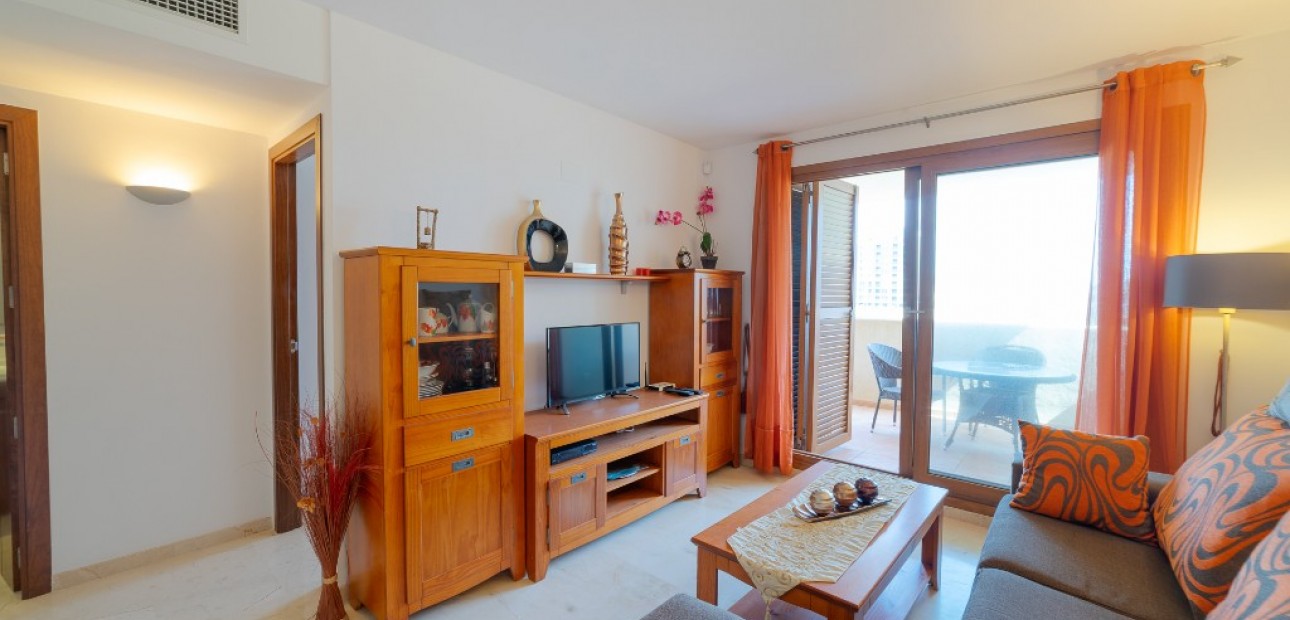 Herverkoop - Appartement / flat -
Punta Prima
