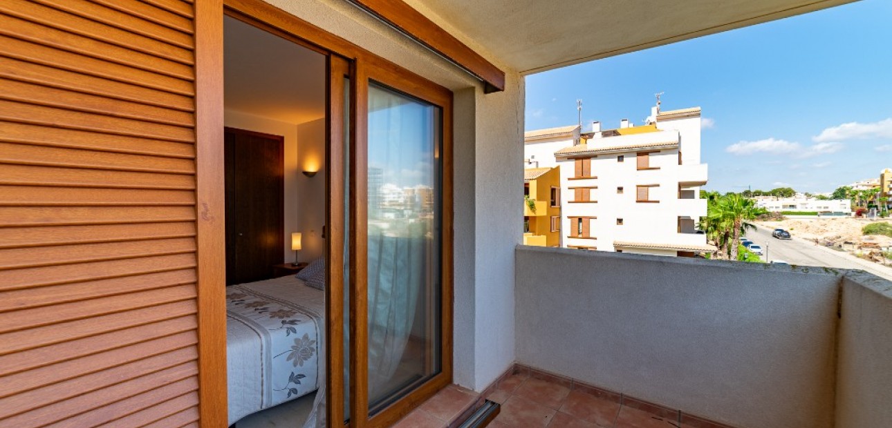 Herverkoop - Appartement / flat -
Punta Prima