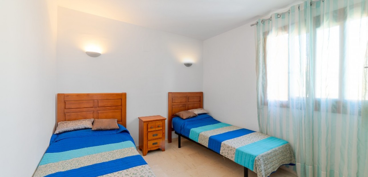 Herverkoop - Appartement / flat -
Punta Prima