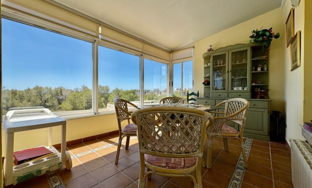 Sale - Villa -
Villamartín