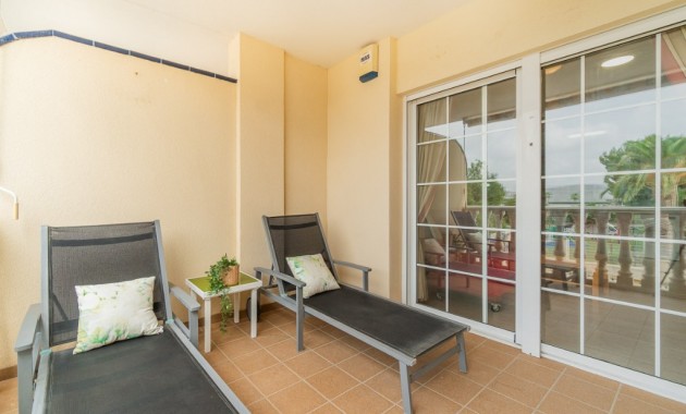 Venta - Apartamento / piso -
Algorfa