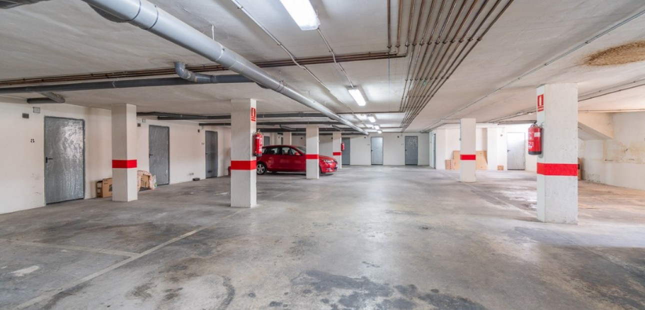 Venta - Apartamento / piso -
Algorfa