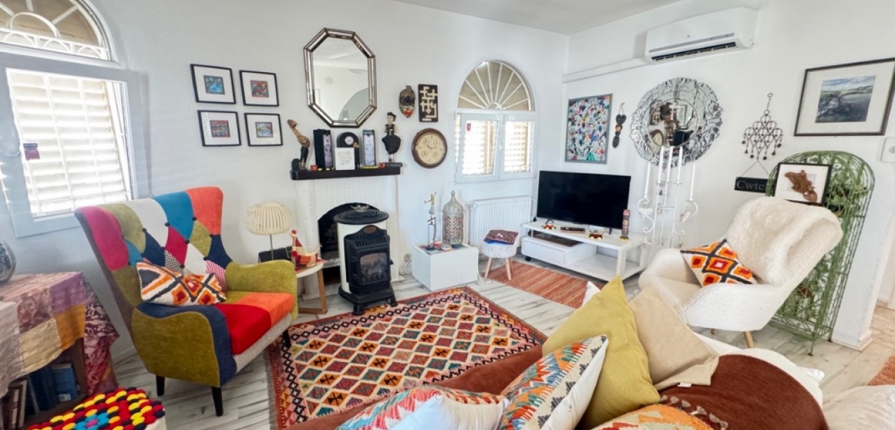 Herverkoop - Villa -
La Zenia