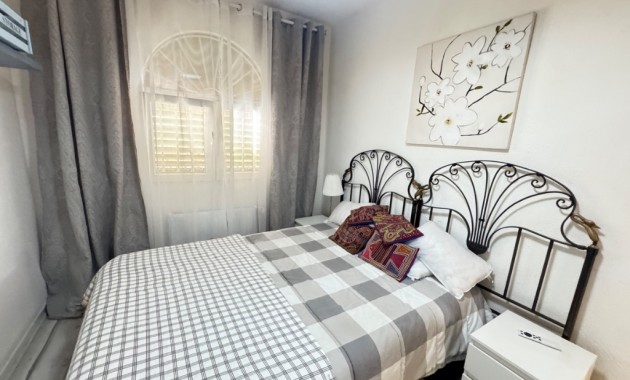 Herverkoop - Villa -
La Zenia