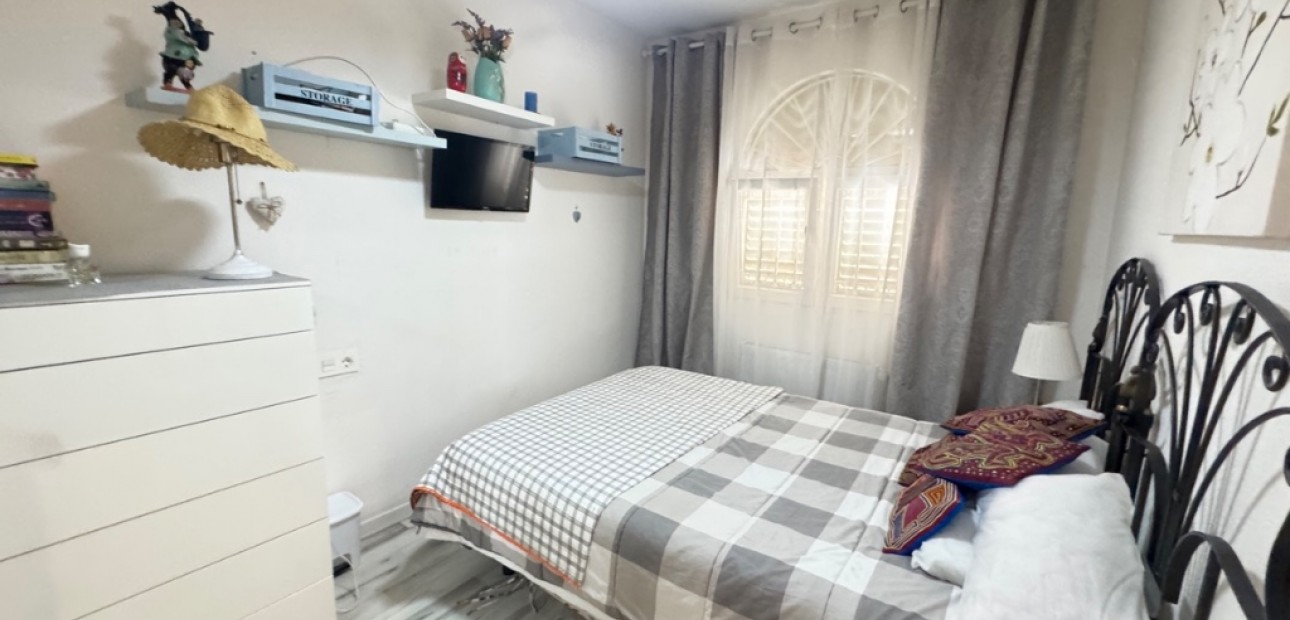 Herverkoop - Villa -
La Zenia