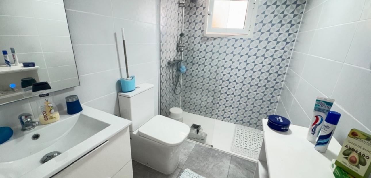 Herverkoop - Villa -
La Zenia