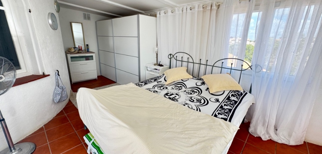 Herverkoop - Villa -
La Zenia