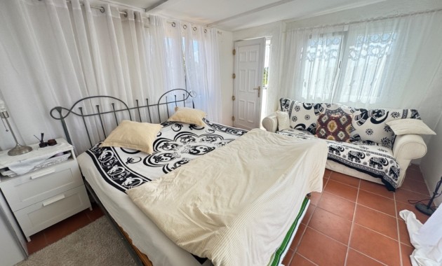 Herverkoop - Villa -
La Zenia