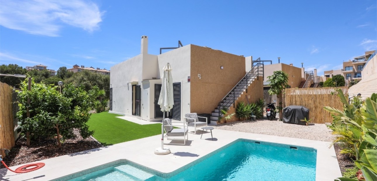 Venta - Villa -
La Zenia