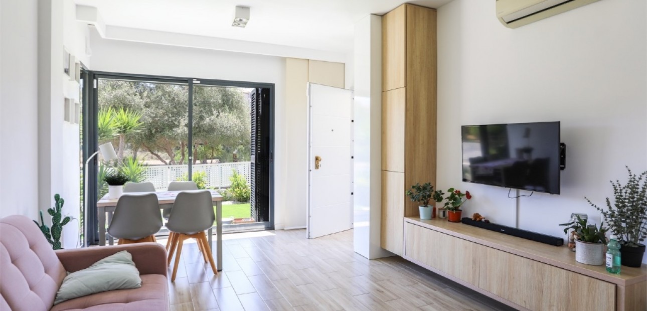 Venta - Villa -
La Zenia