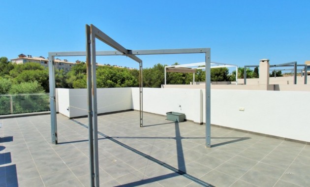 Venta - Villa -
La Zenia