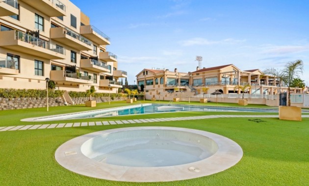 Venta - Villa -
La Zenia