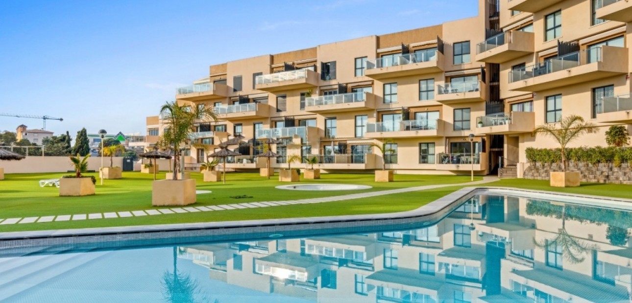 Venta - Villa -
La Zenia