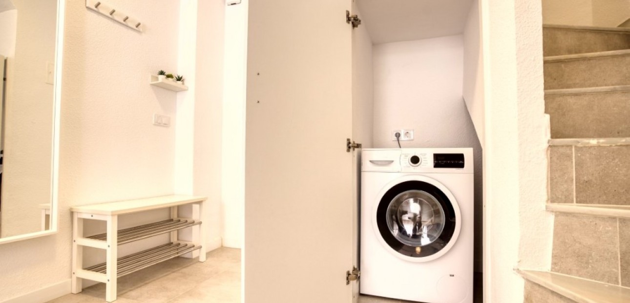 Venta - Adosado -
Torrevieja