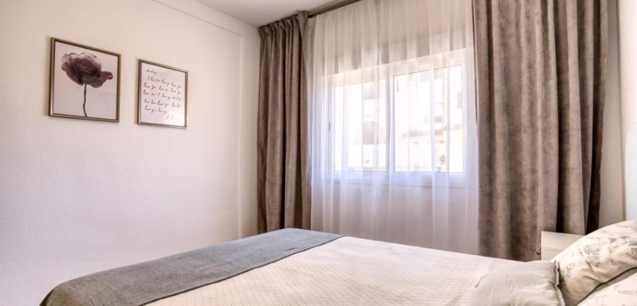 Venta - Adosado -
Torrevieja