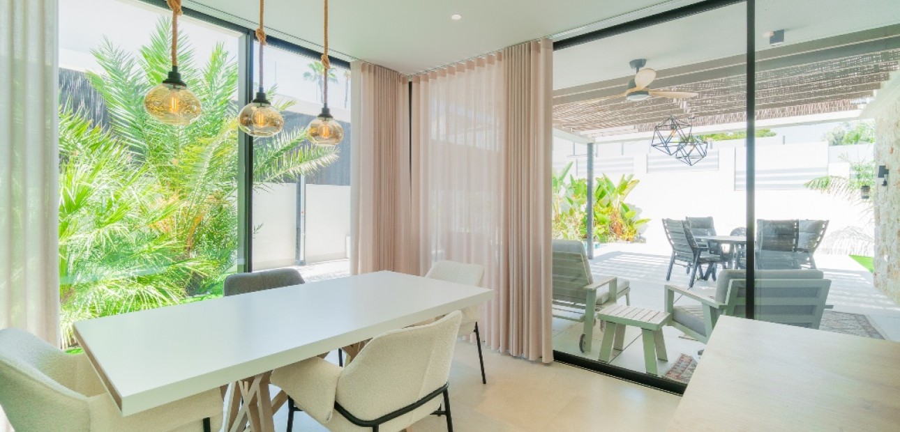 Venta - Villa -
Los Balcones