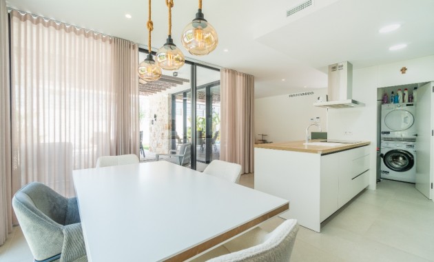 Venta - Villa -
Los Balcones