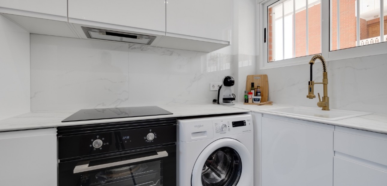 Herverkoop - Appartement / flat -
Punta Prima