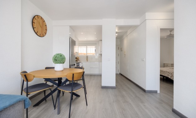 Herverkoop - Appartement / flat -
Punta Prima