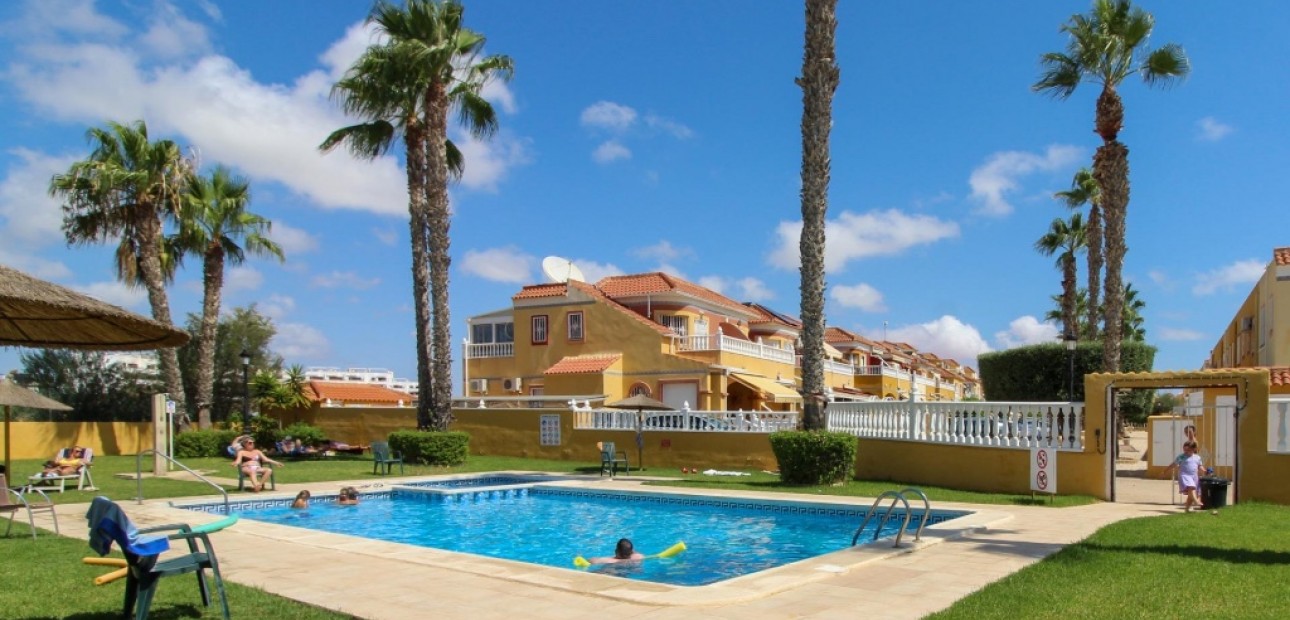 Sale - Townhouse -
Cabo Roig