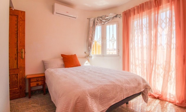 Sale - Townhouse -
Cabo Roig